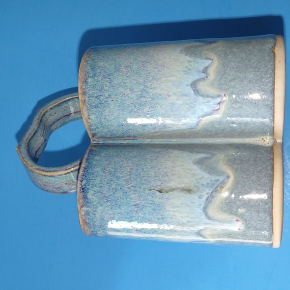 Beautiful blue handmade Pottery by Bay - Picture 6 of 6